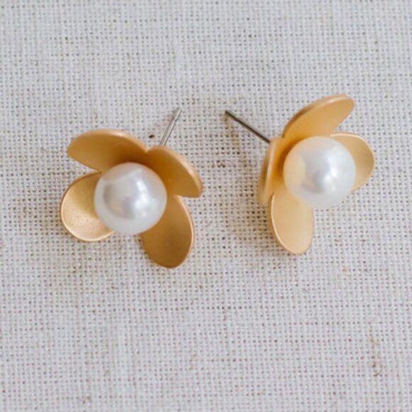 Michelle Mcdowell Tricia Earrings - Picture 2 of 2